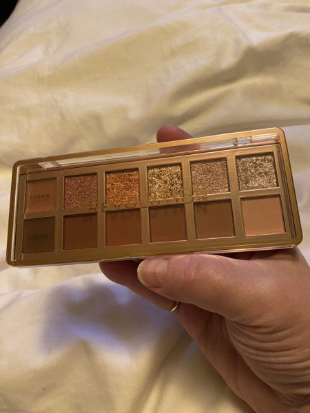 General “Waifs and Strays” Beauty Advent Calendar opening thread 2024