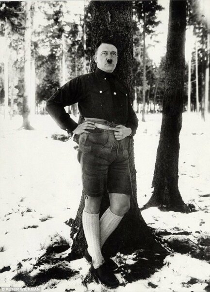 Moustaches are hot! (beards absolutely not!)