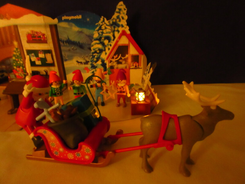 It's advent for the Playmobil people in our house...