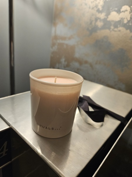 General “Waifs and Strays” Beauty Advent Calendar opening thread 2024