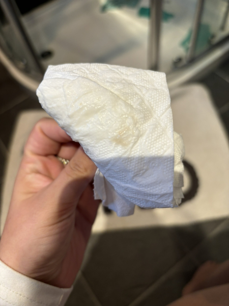 Advice please - TW talk of miscarriage and photo