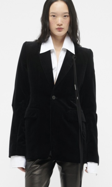 Help what shoes with this dress?