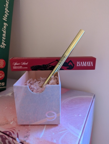 General “Waifs and Strays” Beauty Advent Calendar opening thread 2024