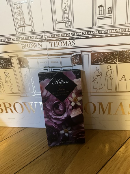 General “Waifs and Strays” Beauty Advent Calendar opening thread 2024