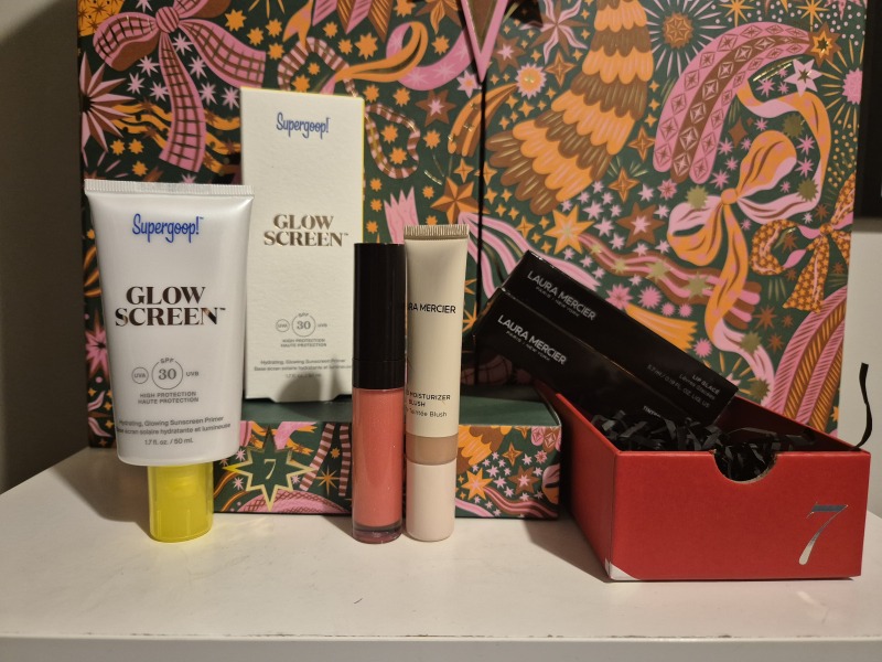 General “Waifs and Strays” Beauty Advent Calendar opening thread 2024