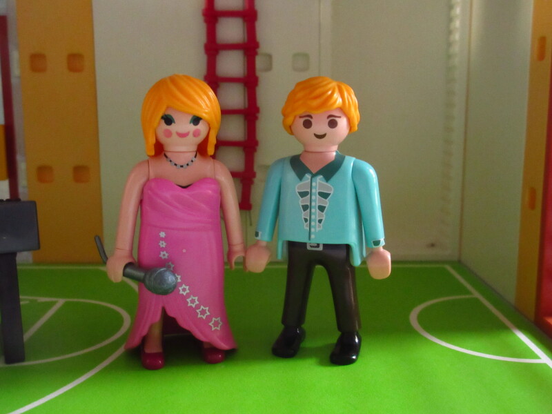 It's advent for the Playmobil people in our house...