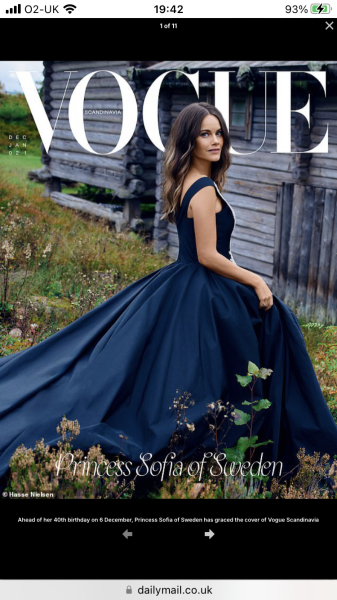 Royal Style: Welcome to the Court of the Dragon Queen!