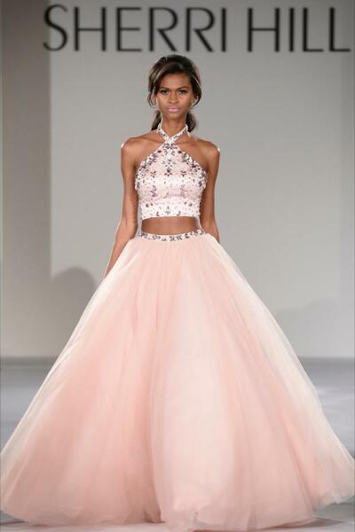 Is this wedding dress tacky?