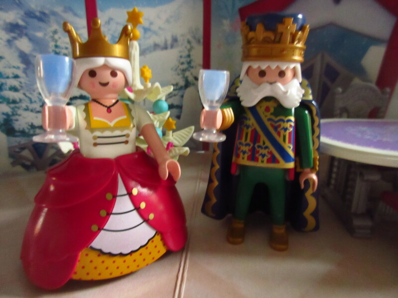 It's advent for the Playmobil people in our house...