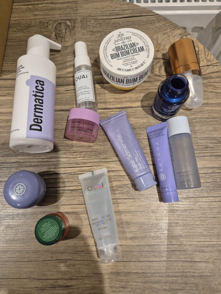 Tempted by beauty treats? Addicted to buying beauty products? Is your collection bursting with favourites? Join fellow beauty lovers in this supportive group!