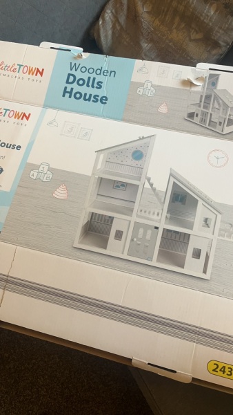 Aldi wooden dolls house