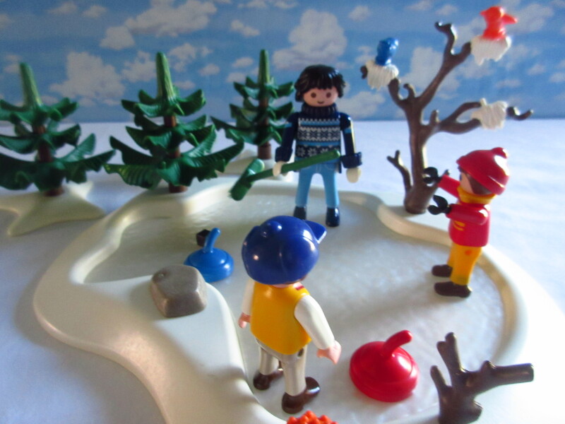 It's advent for the Playmobil people in our house...