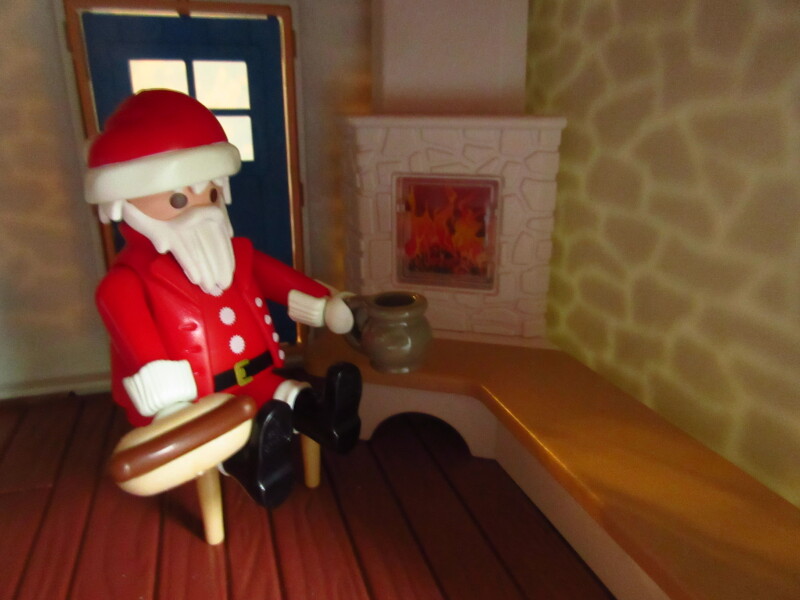 It's advent for the Playmobil people in our house...