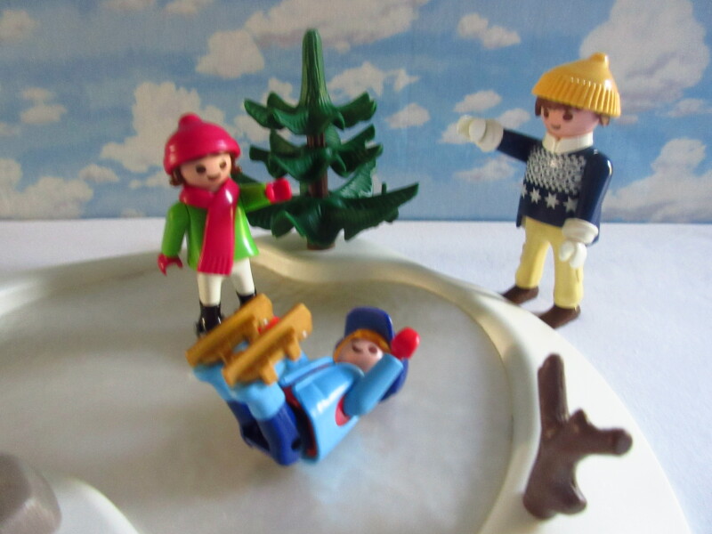 It's advent for the Playmobil people in our house...
