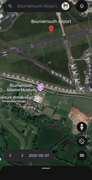 Google Earth - why no planes at Heathrow?