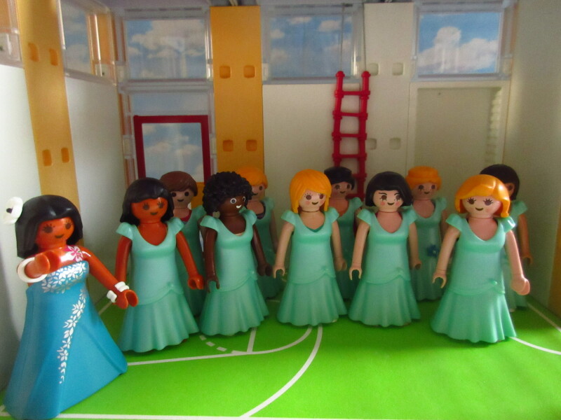 It's advent for the Playmobil people in our house...