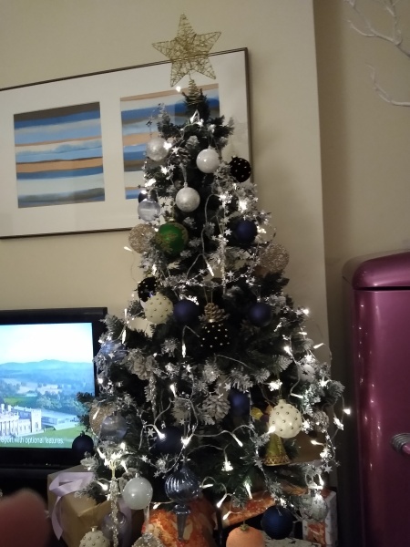 Thread 16 - TalkLair: "Well, I'm not exactly quaking in my stylish-yet-affordable boots, but there's definitely something unnatural going on here."