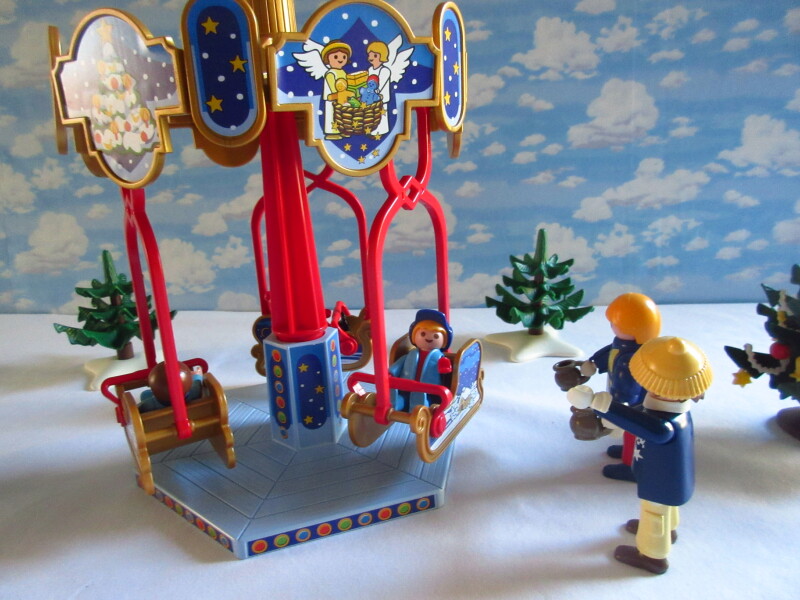 It's advent for the Playmobil people in our house...