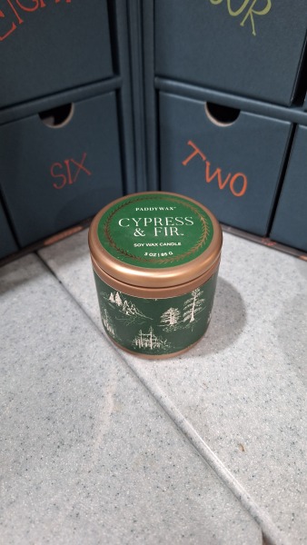 General “Waifs and Strays” Beauty Advent Calendar opening thread 2024