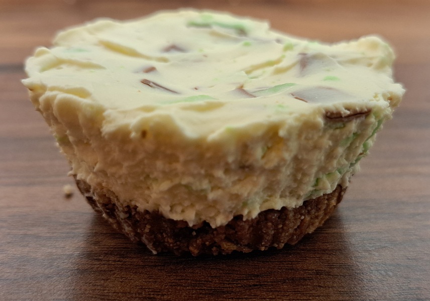 An easy to make yet spectacular cheesecake