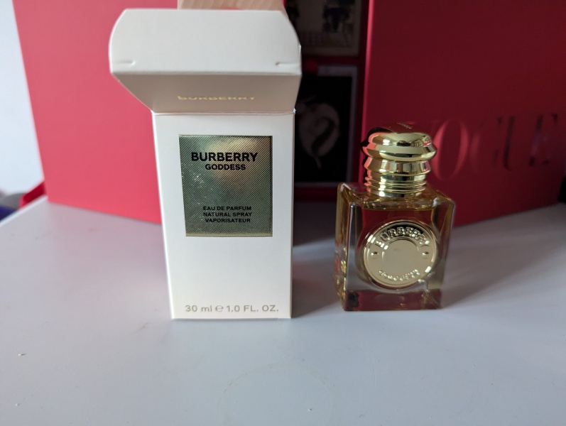 General “Waifs and Strays” Beauty Advent Calendar opening thread 2024