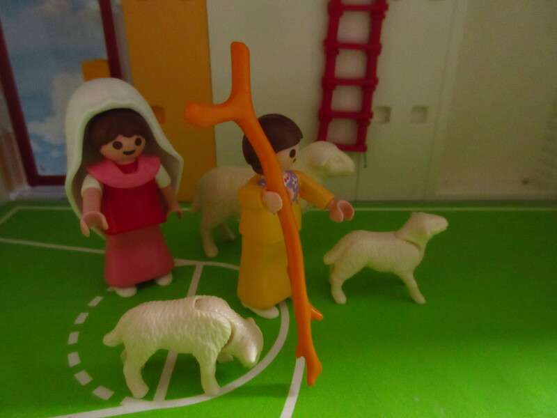 It's advent for the Playmobil people in our house...