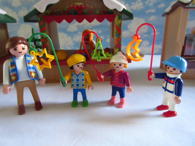 It's advent for the Playmobil people in our house...