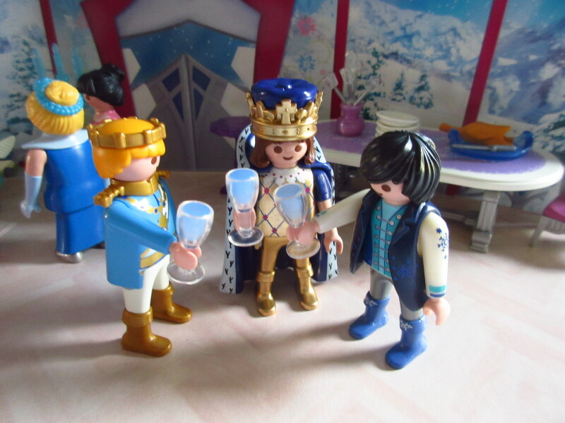 It's advent for the Playmobil people in our house...