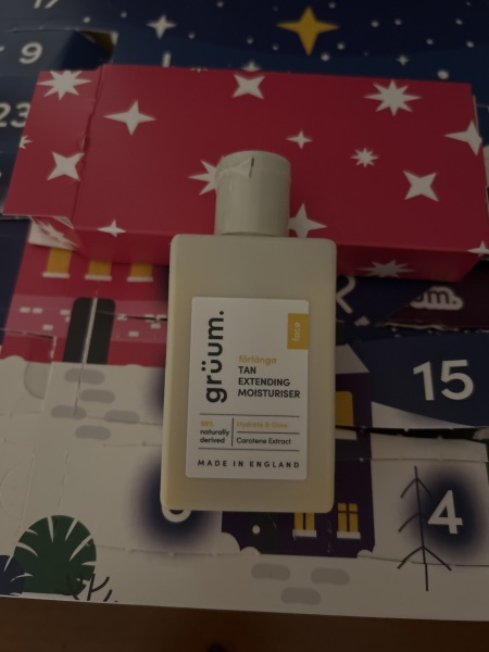 General “Waifs and Strays” Beauty Advent Calendar opening thread 2024