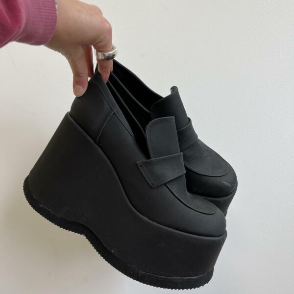 Do you remember wearing shoes like this at school?