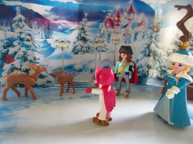 It's advent for the Playmobil people in our house...