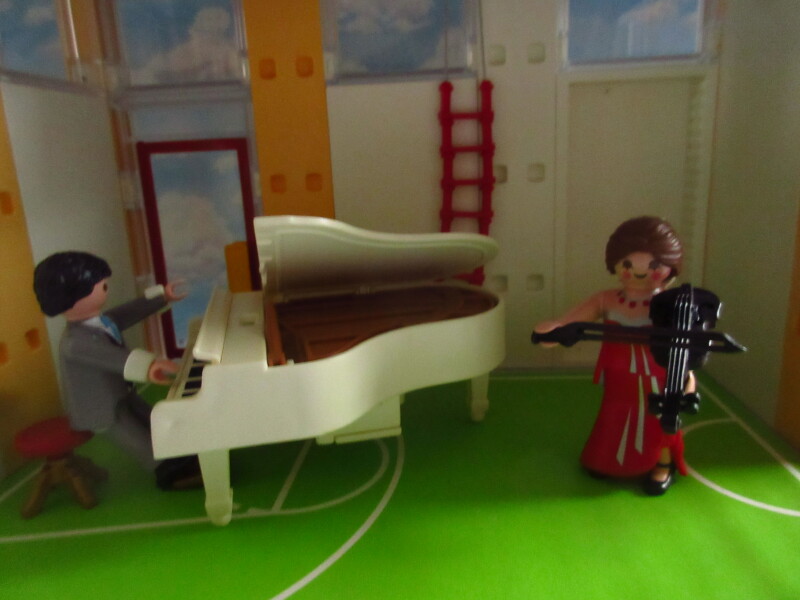 It's advent for the Playmobil people in our house...