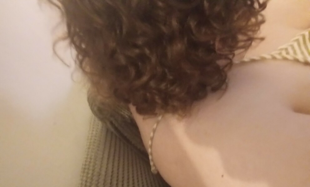 To hate curly hair….