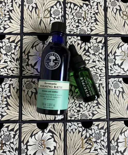 General “Waifs and Strays” Beauty Advent Calendar opening thread 2024 - Part 2.