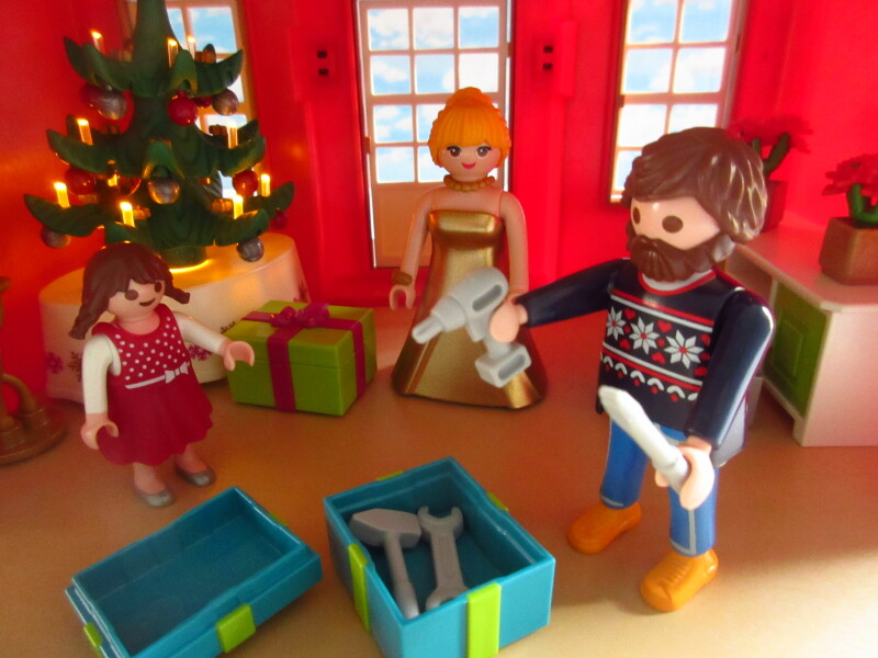 It's advent for the Playmobil people in our house...