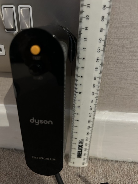 Dyson AirStrait