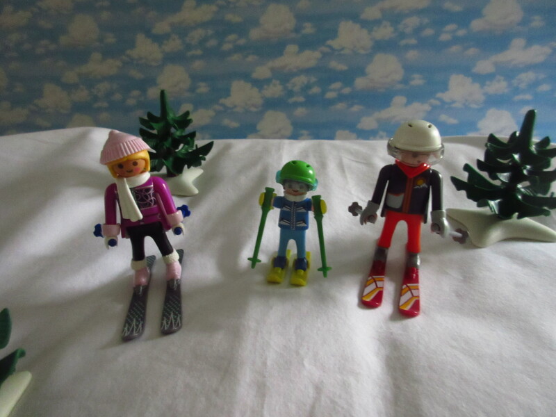 It's advent for the Playmobil people in our house...