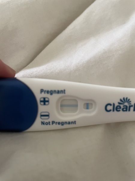 Potentially pregnant -help ! Line eyes