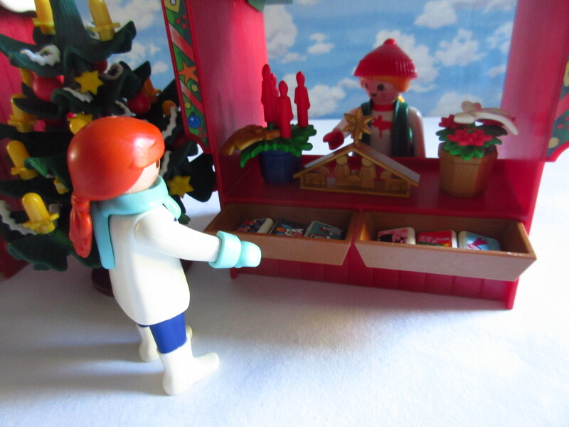 It's advent for the Playmobil people in our house...