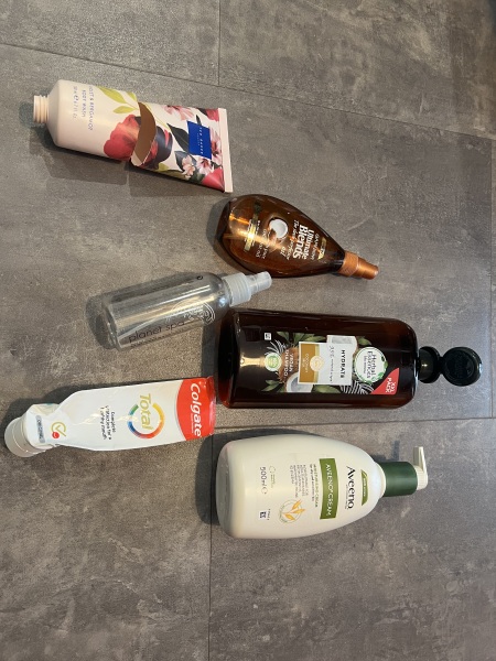 Tempted by beauty treats? Addicted to buying beauty products? Is your collection bursting with favourites? Join fellow beauty lovers in this supportive group!