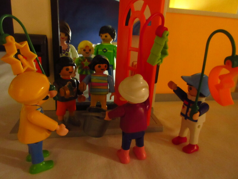 It's advent for the Playmobil people in our house...