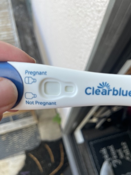 Potentially pregnant -help ! Line eyes