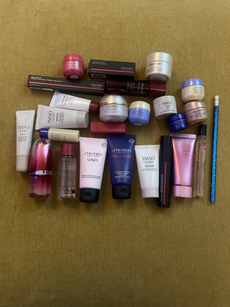 General “Waifs and Strays” Beauty Advent Calendar opening thread 2024 - Part 2.