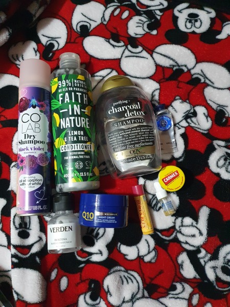 Tempted by beauty treats? Addicted to buying beauty products? Is your collection bursting with favourites? Join fellow beauty lovers in this supportive group!