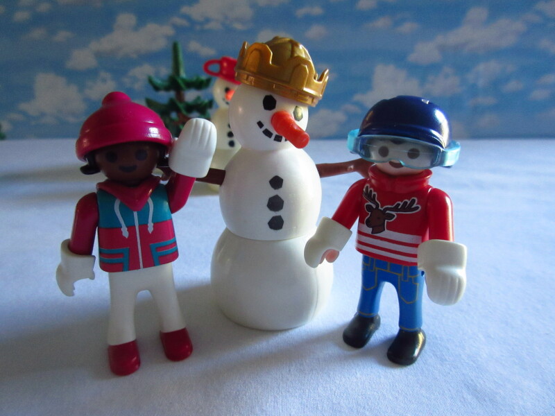 It's advent for the Playmobil people in our house...
