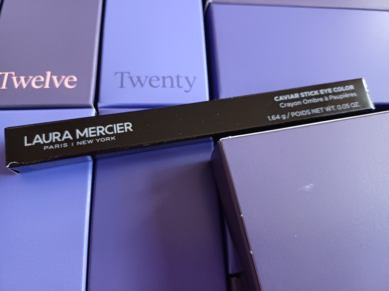 General “Waifs and Strays” Beauty Advent Calendar opening thread 2024