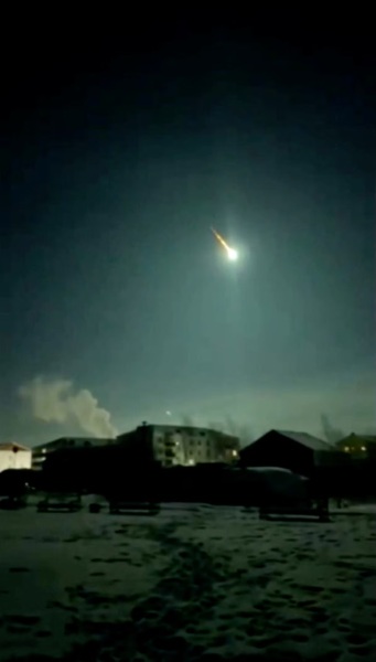 I’ve just seen something weird in the sky.
