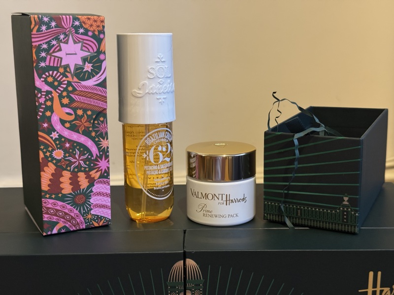 General “Waifs and Strays” Beauty Advent Calendar opening thread 2024