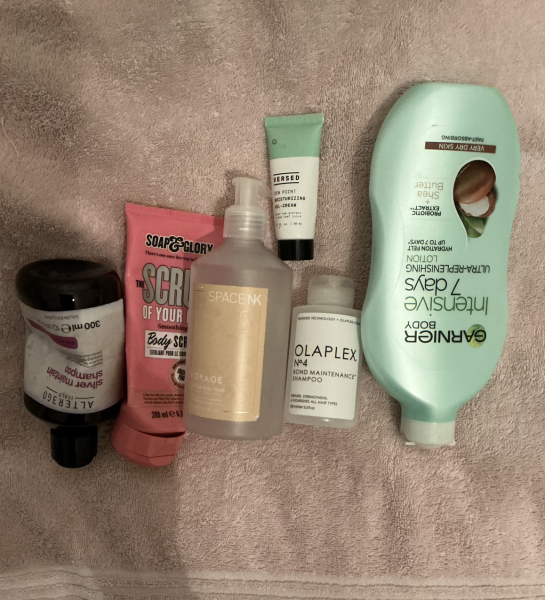 Tempted by beauty treats? Addicted to buying beauty products? Is your collection bursting with favourites? Join fellow beauty lovers in this supportive group!