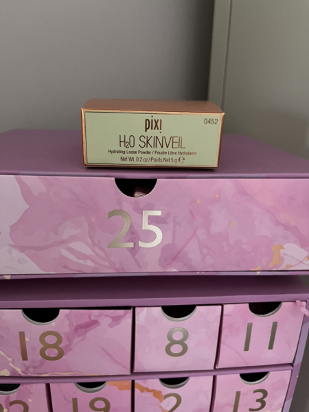 General “Waifs and Strays” Beauty Advent Calendar opening thread 2024